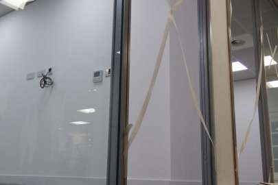 office glass partitioning