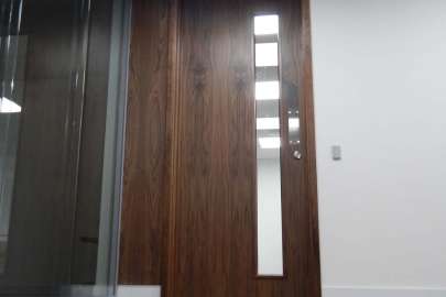 commercial glass partitions