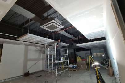 suspended ceiling office