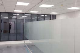 glass partitions contractors london